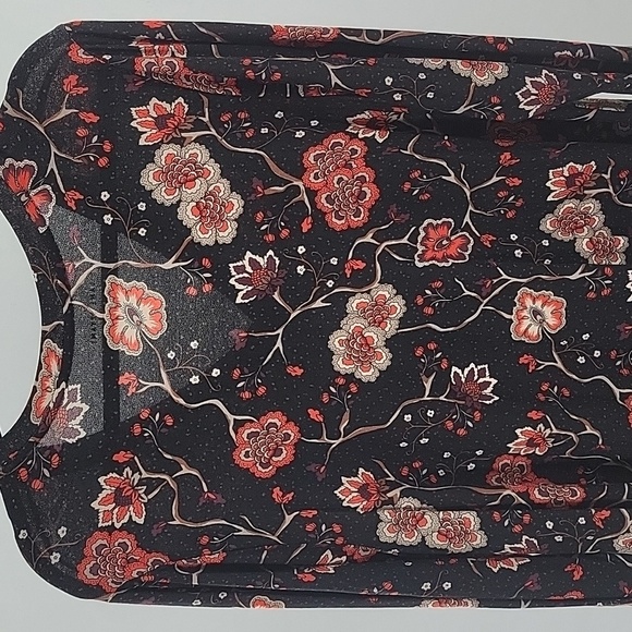 Lane Bryant Black and Red Floral Tunic - Picture 7 of 15